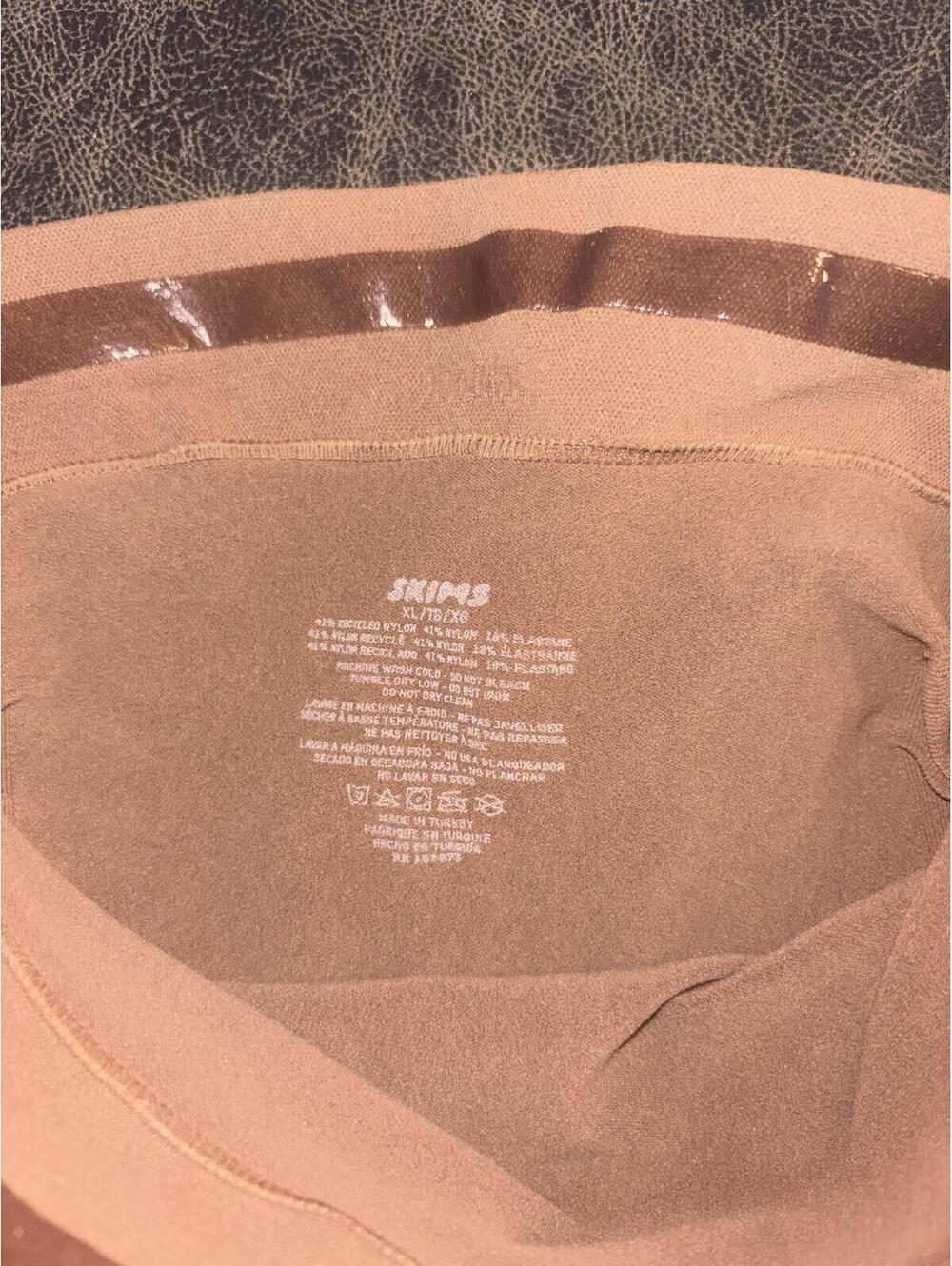 SKIMS Sculpting Mid Thigh Shapewear Shorts Cocoa XL/1X NWOT - Picture 4 of 5